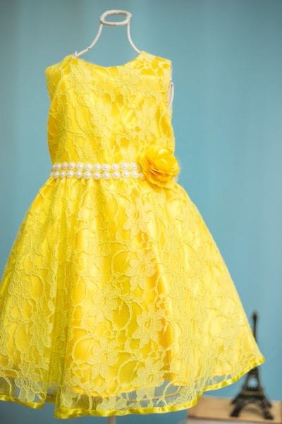 Vestido Infantil de Renda Amarelo para festa