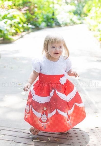 Vestido para Festa Infantil da Chapeuzinho Vermelho