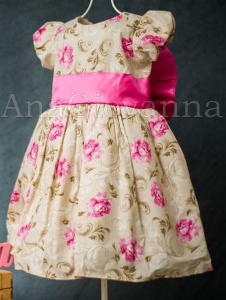 Vestido para Festa Infantil Floral Princesa