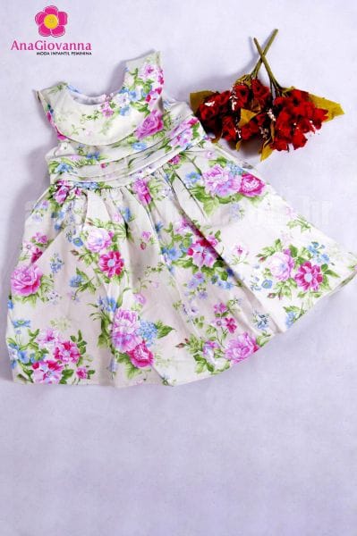 Vestido infantil estampado floral
