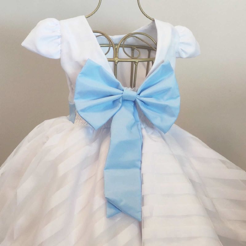 Vestido Infantil Branco com Laço Azul Serenity